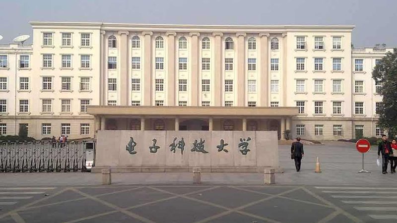 PCB打样与小批量生产：价格差异背后的真相