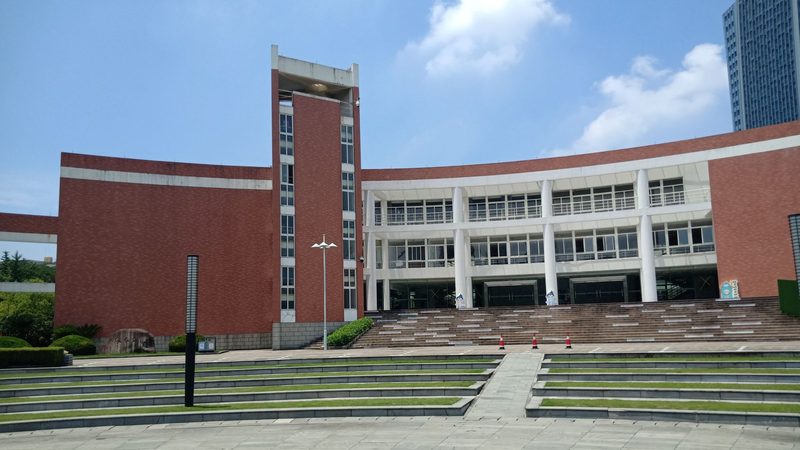 电子元器件散新辨识：揭秘真假背后的奥秘